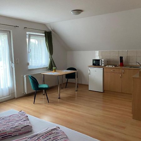 잘라카로쉬 Bonita Apartmanhaz 아파트 외부 사진
