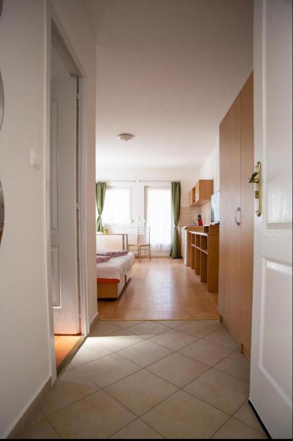 잘라카로쉬 Bonita Apartmanhaz 아파트 외부 사진