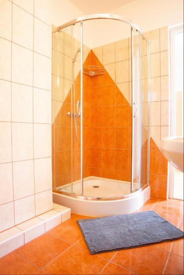 잘라카로쉬 Bonita Apartmanhaz 아파트 외부 사진