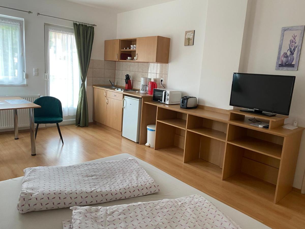 잘라카로쉬 Bonita Apartmanhaz 아파트 외부 사진